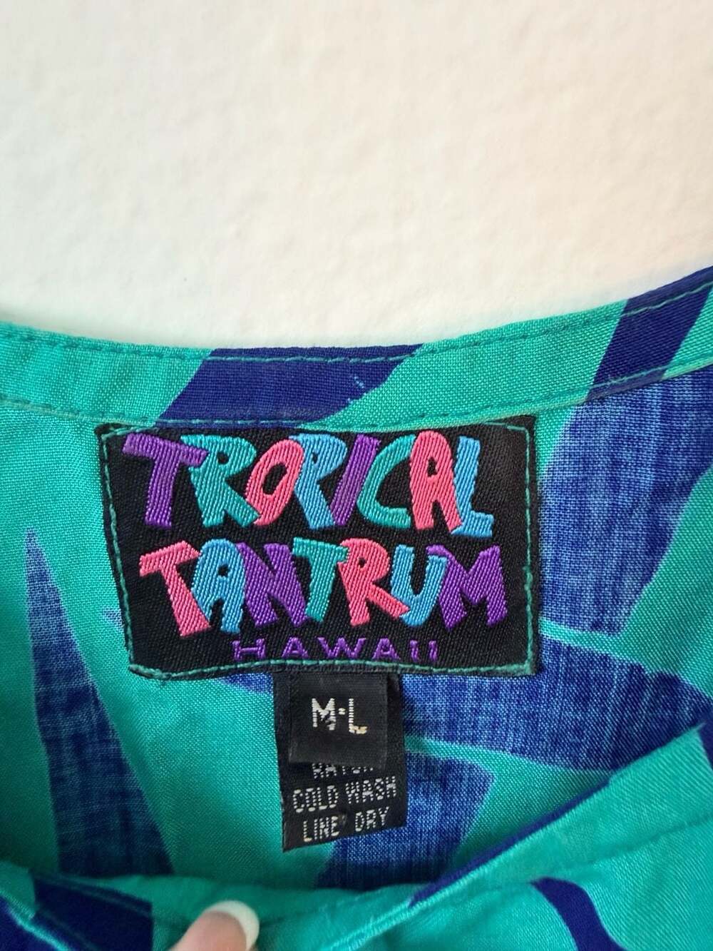 Tropical Tantrum Hawaii Bamboo Print Dress Size M-L - Picture 2 of 4